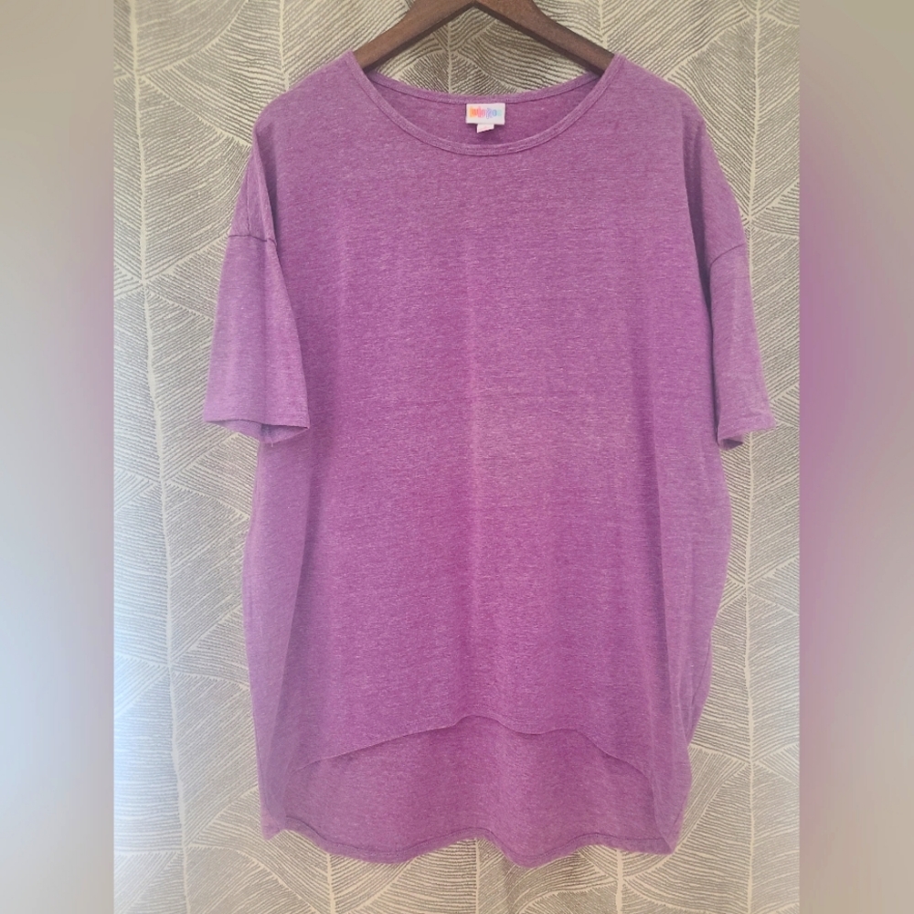 LuLaRoe shirt. Purple. Size Small.